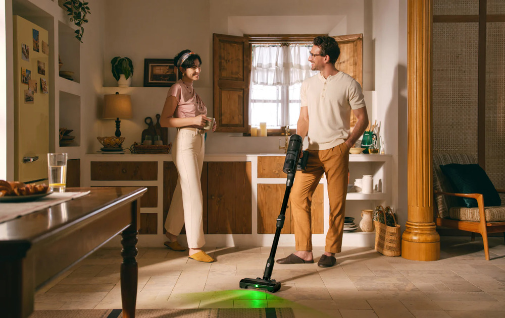 LED osvetlenie a ovládanie Roborock H60 Ultra