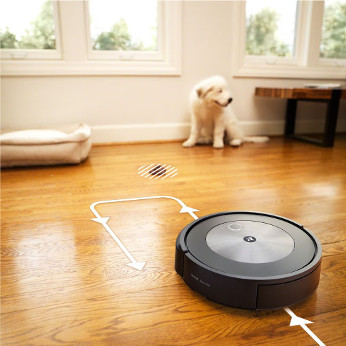 iRobot Roomba Combo j5+ Rozpoznává předměty jako obuv či kabely